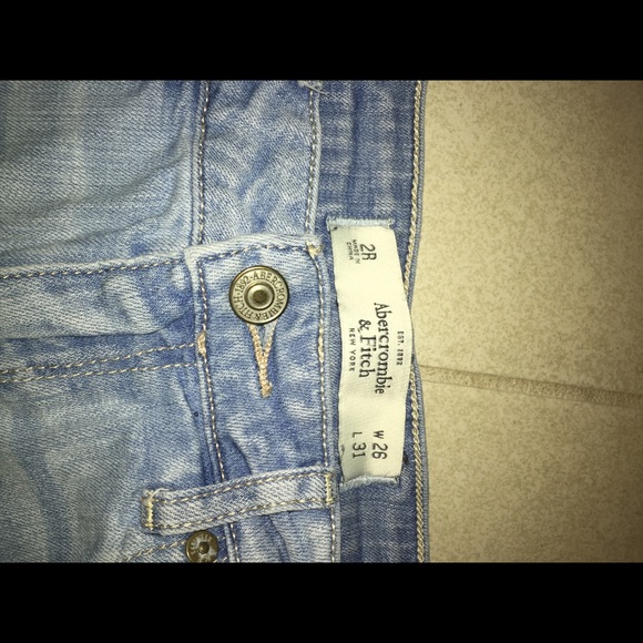 Abercrombie and Fitch jeans - Picture 2 of 2